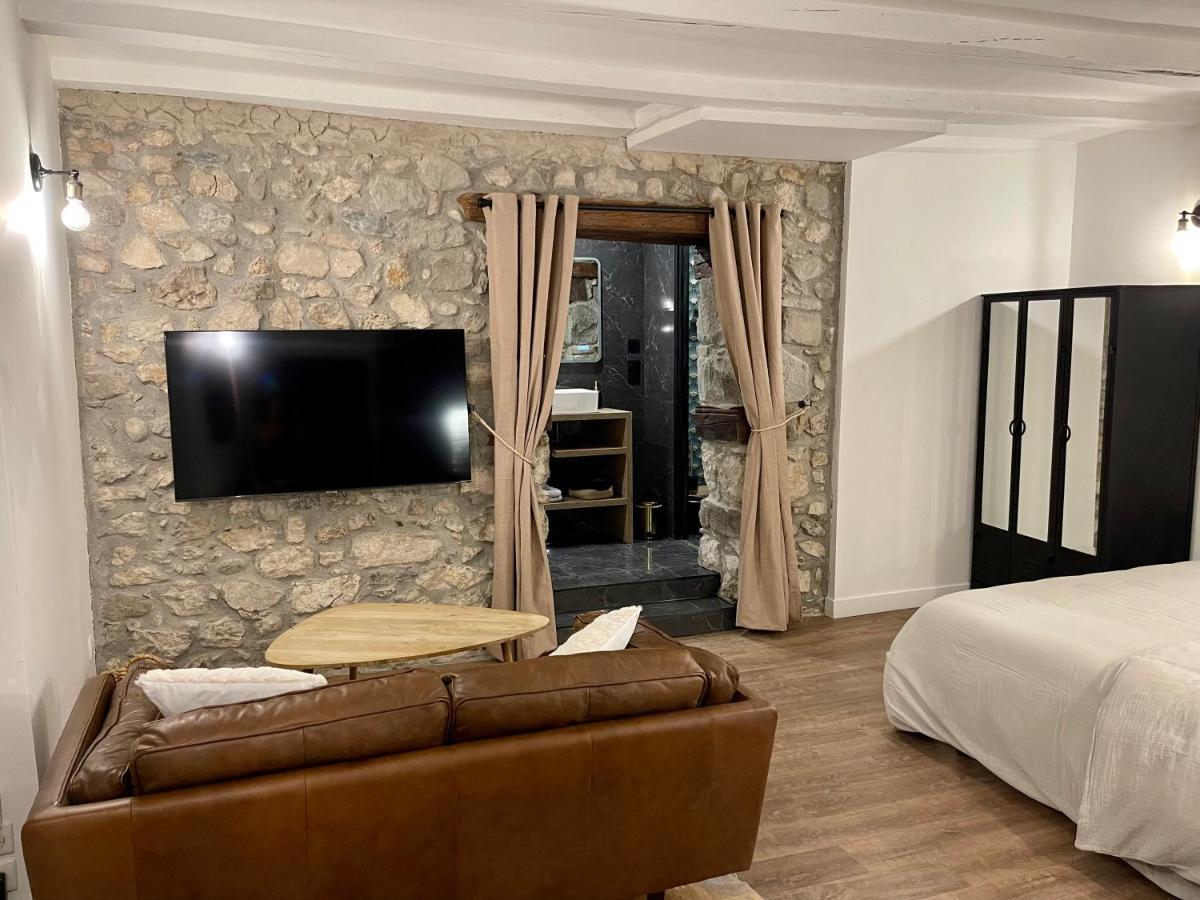 La loge de pierre au coeur de la vieille ville d Annecy Extérieur photo