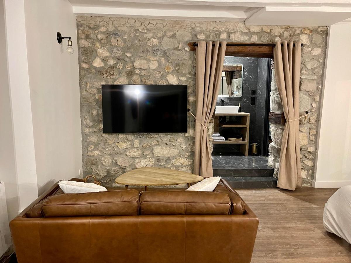 La loge de pierre au coeur de la vieille ville d Annecy Extérieur photo